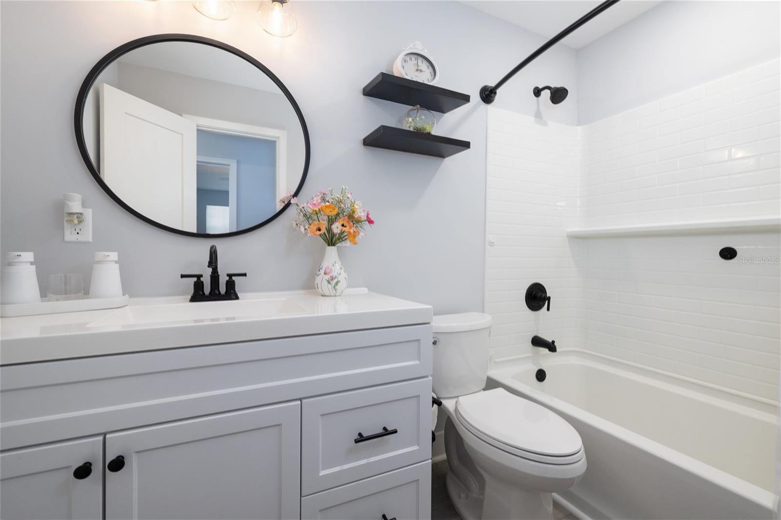 LANTERN PARK UNITS 01 & 02 - Residential