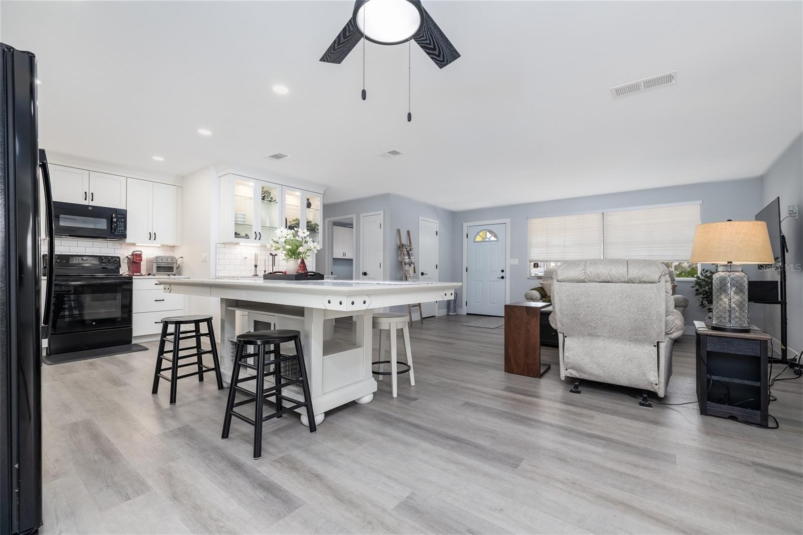 LANTERN PARK UNITS 01 & 02 - Residential