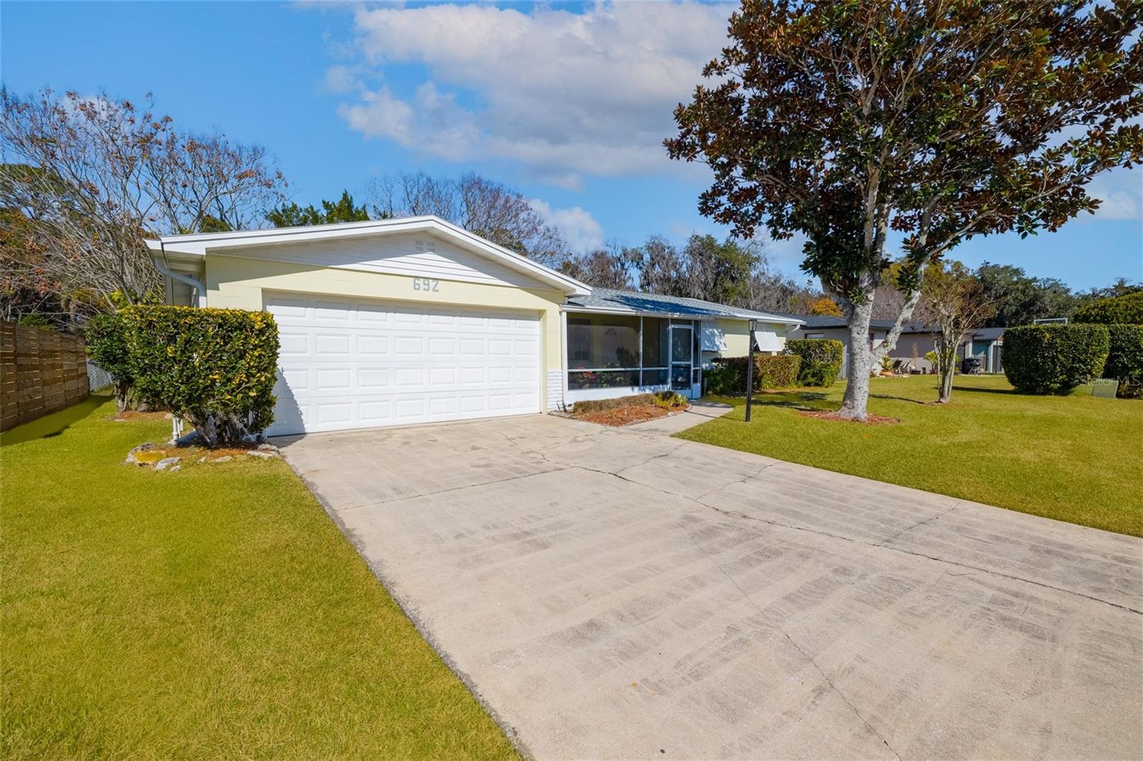 LANTERN PARK UNITS 01 & 02 - Residential