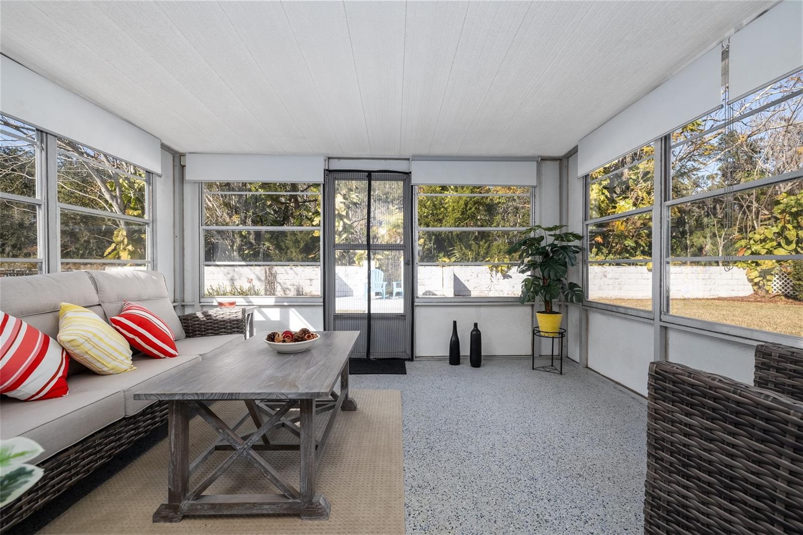 LANTERN PARK UNITS 01 & 02 - Residential