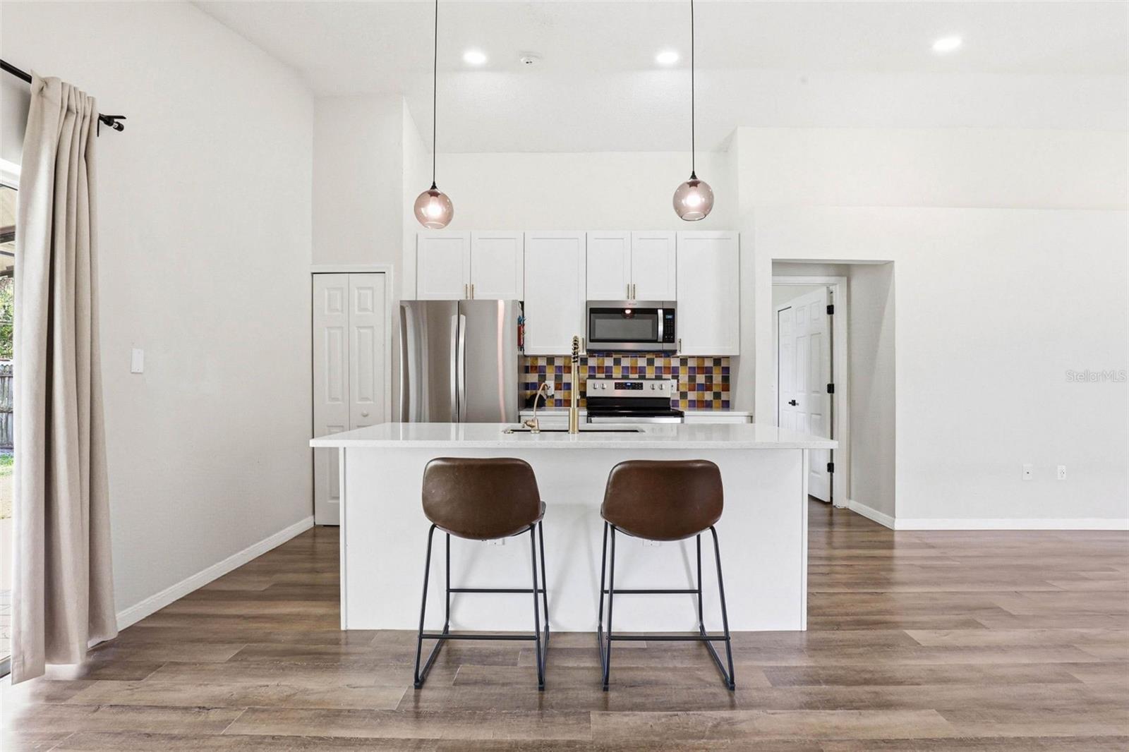 PINE RIDGE - Residential