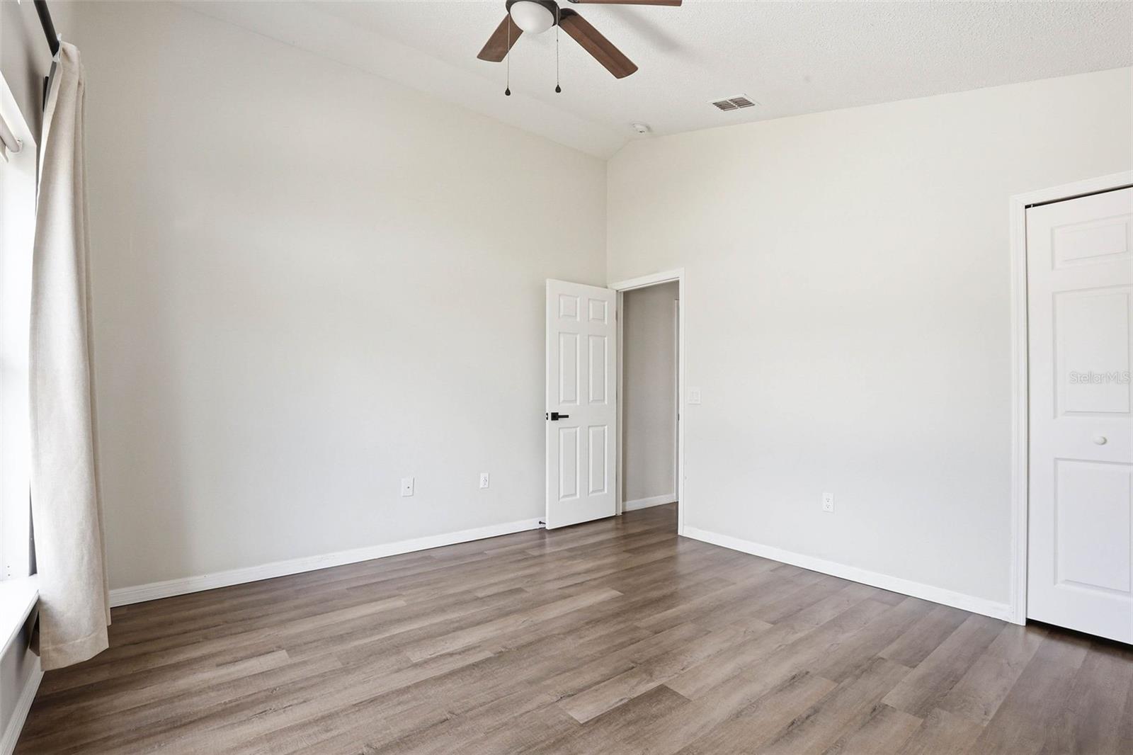 PINE RIDGE - Residential