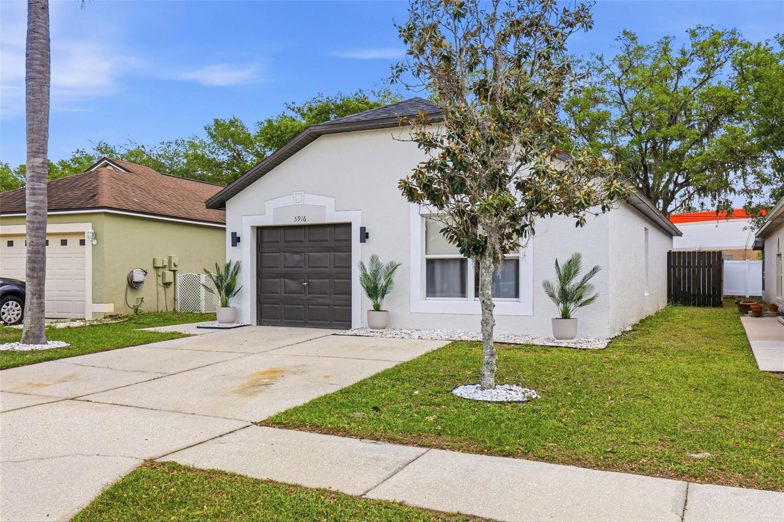 PINE RIDGE - Residential