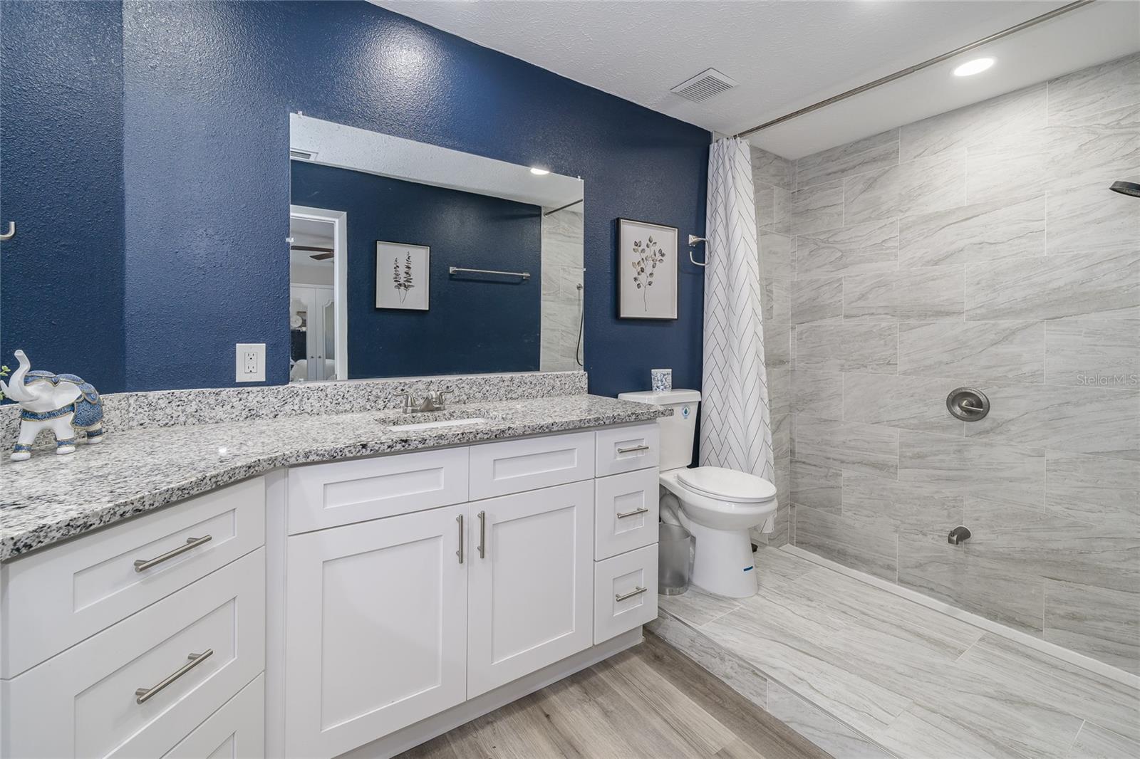 FOREST LAKE ESTATES - Residential