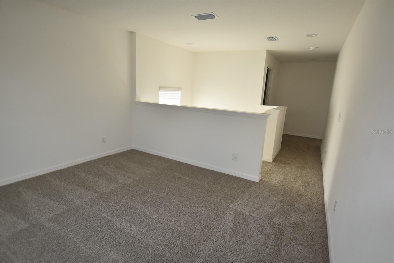 TRINITY LAKES PHASE 4 - Residential Lease