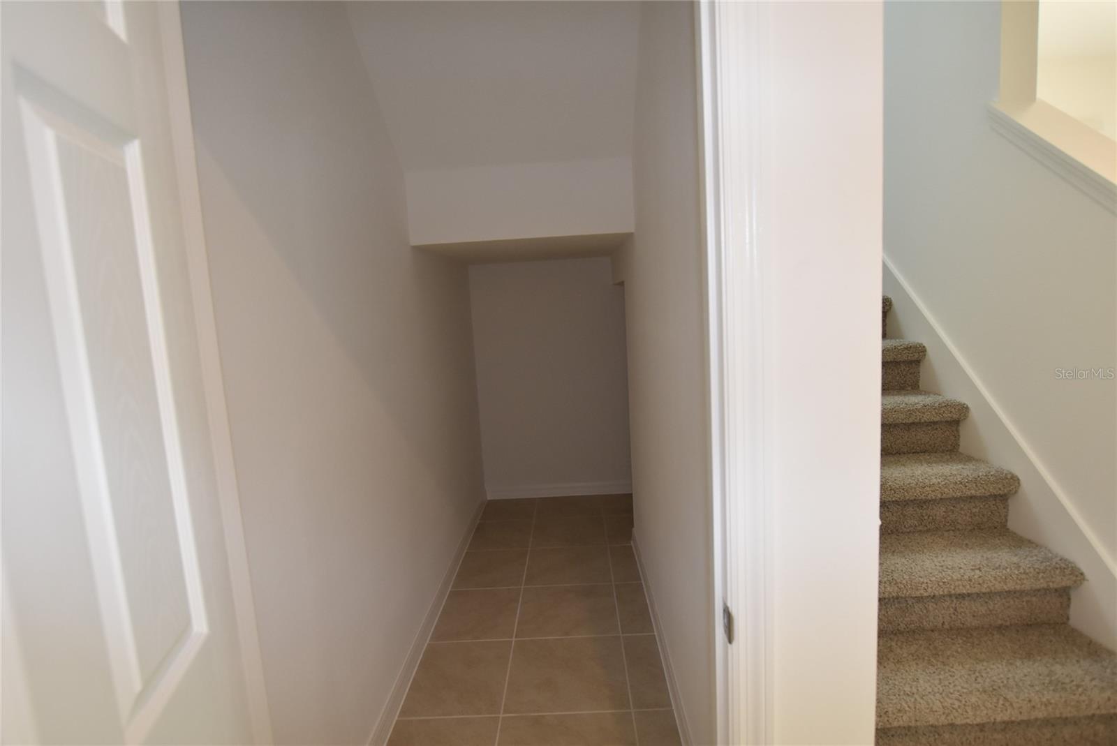 TRINITY LAKES PHASE 4 - Residential Lease