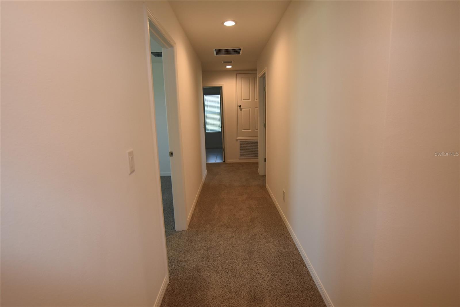 TRINITY LAKES PHASE 4 - Residential Lease