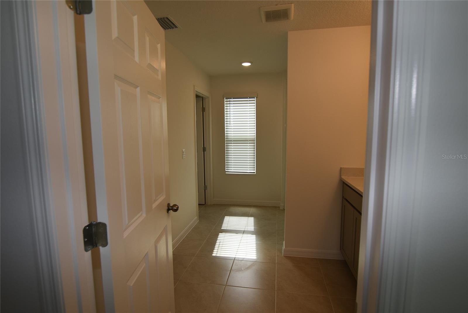 TRINITY LAKES PHASE 4 - Residential Lease