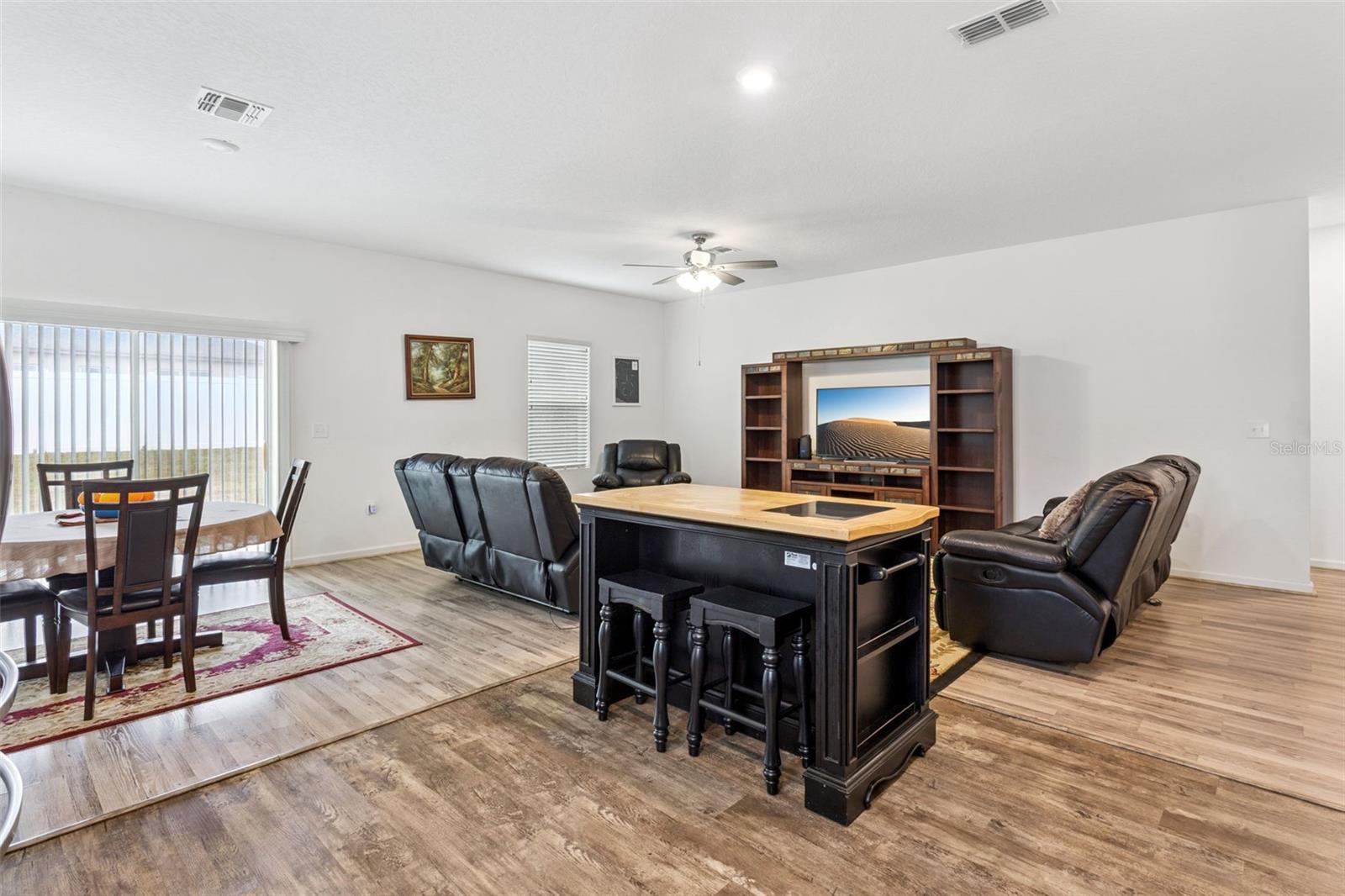 CHERRY LAKE LANDING - Residential