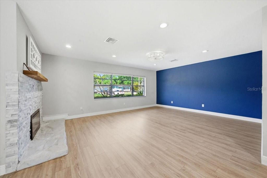 Photo of 1023 Idlewild Drive N, Dunedin, FL 34698 (MLS # TB8492969)