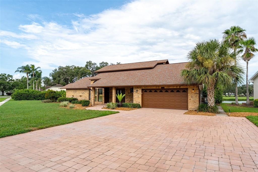 Photo of 6151 Silver Oaks Drive, Zephyrhills, FL 33542 (MLS # TB8408916)