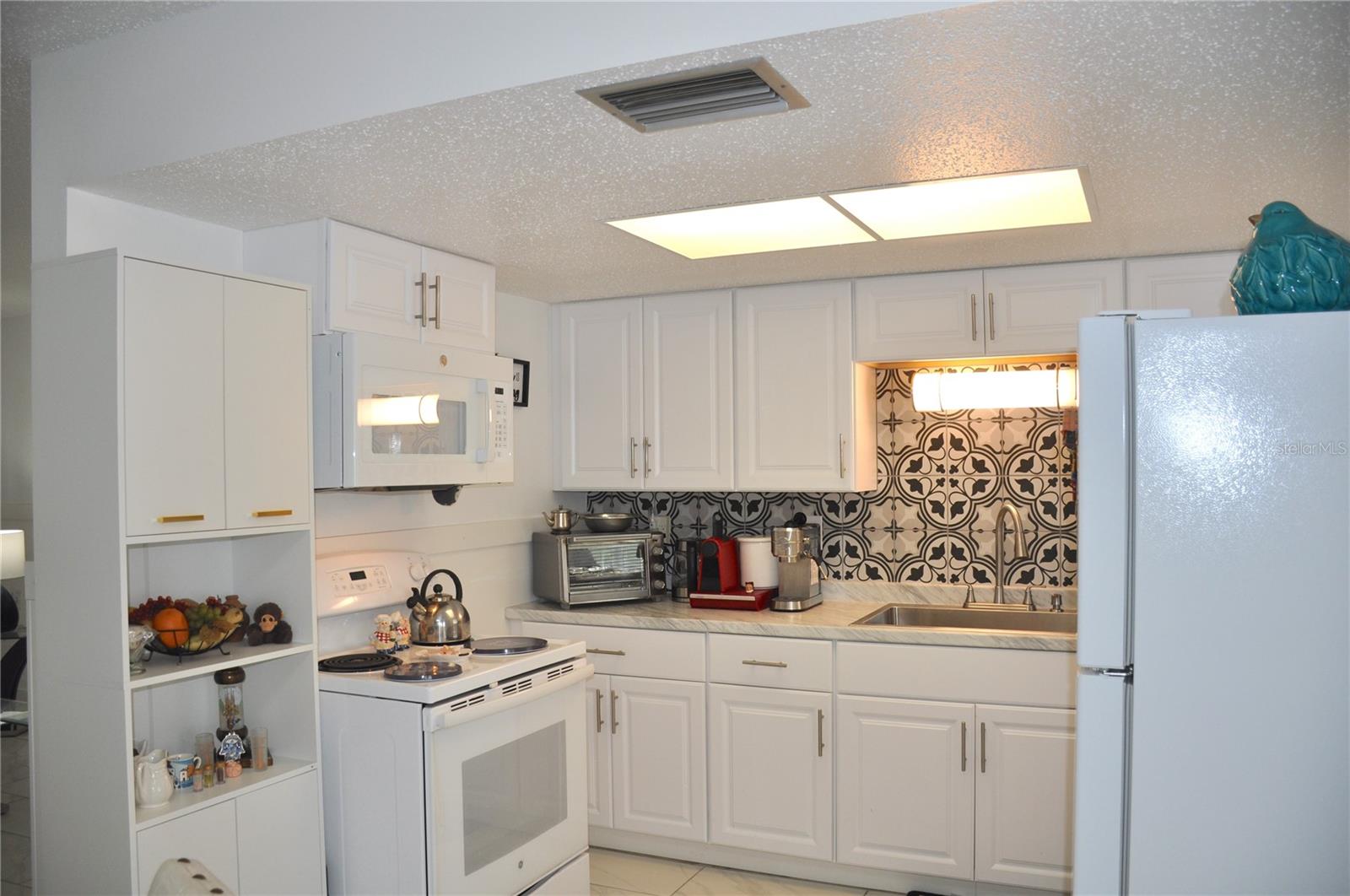 CHARLOTTE PARK - Residential