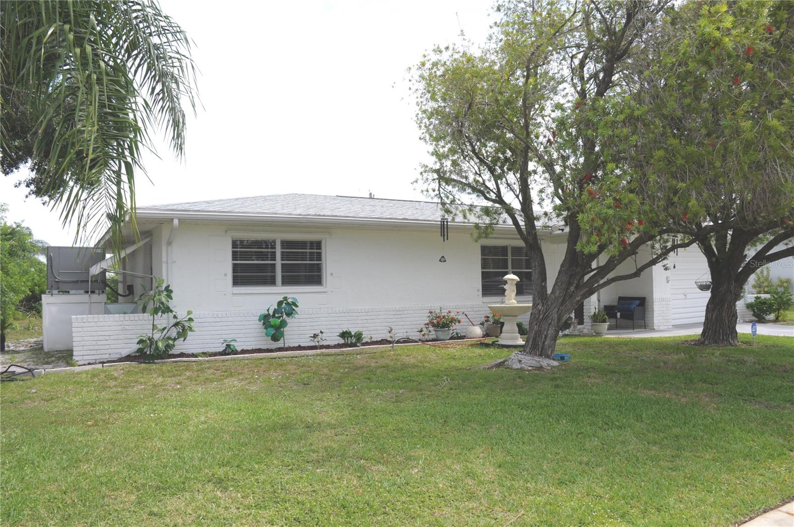 CHARLOTTE PARK - Residential