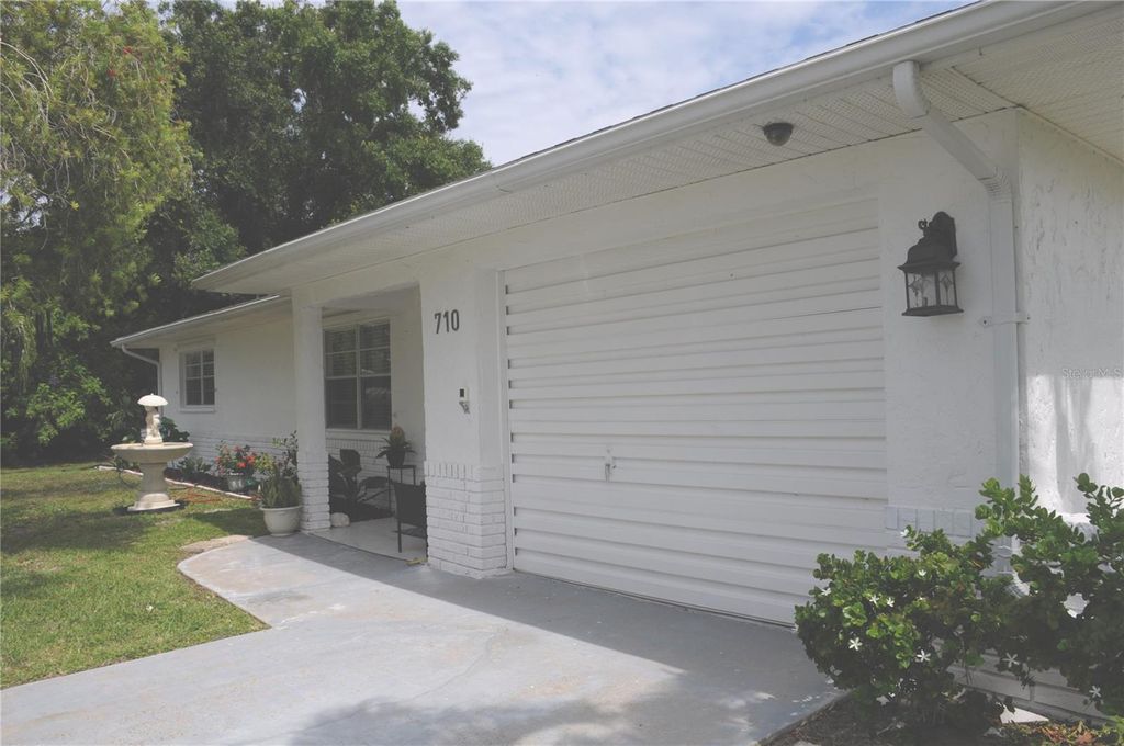 Photo of 710 Aqui Esta Drive, Punta Gorda, FL 33950 (MLS # C7526060)