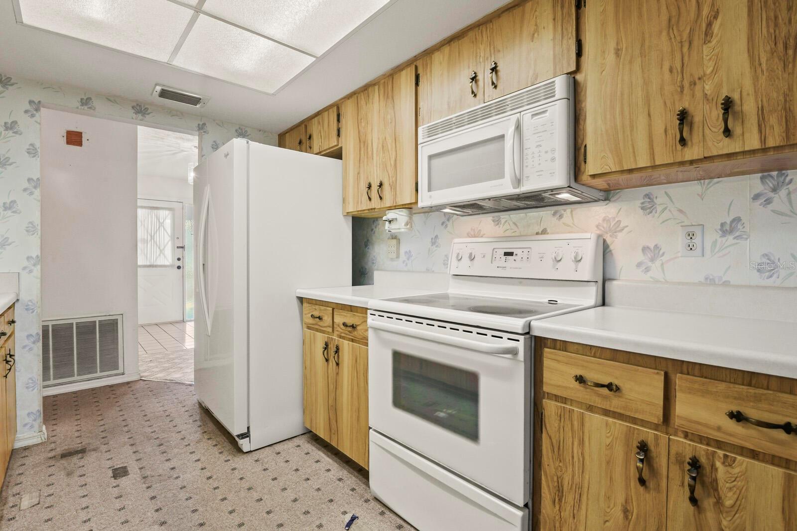 SUN CITY CENTER UNIT 48 - Residential