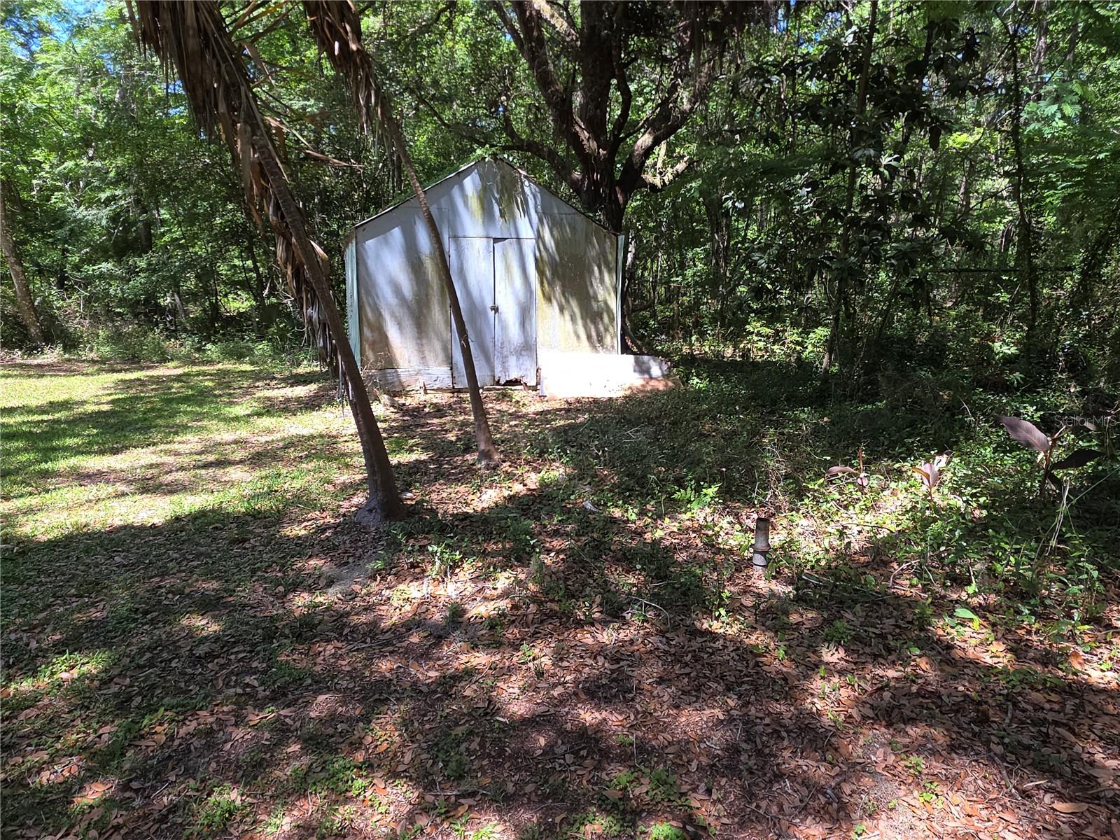 SW1/4 OF SW1/4 LESS S347 FT THEREOF - Residential