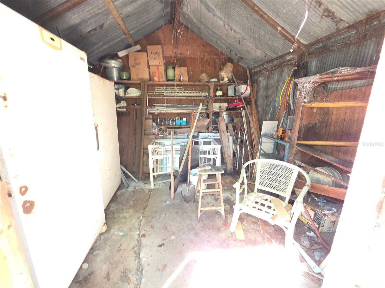 SW1/4 OF SW1/4 LESS S347 FT THEREOF - Residential