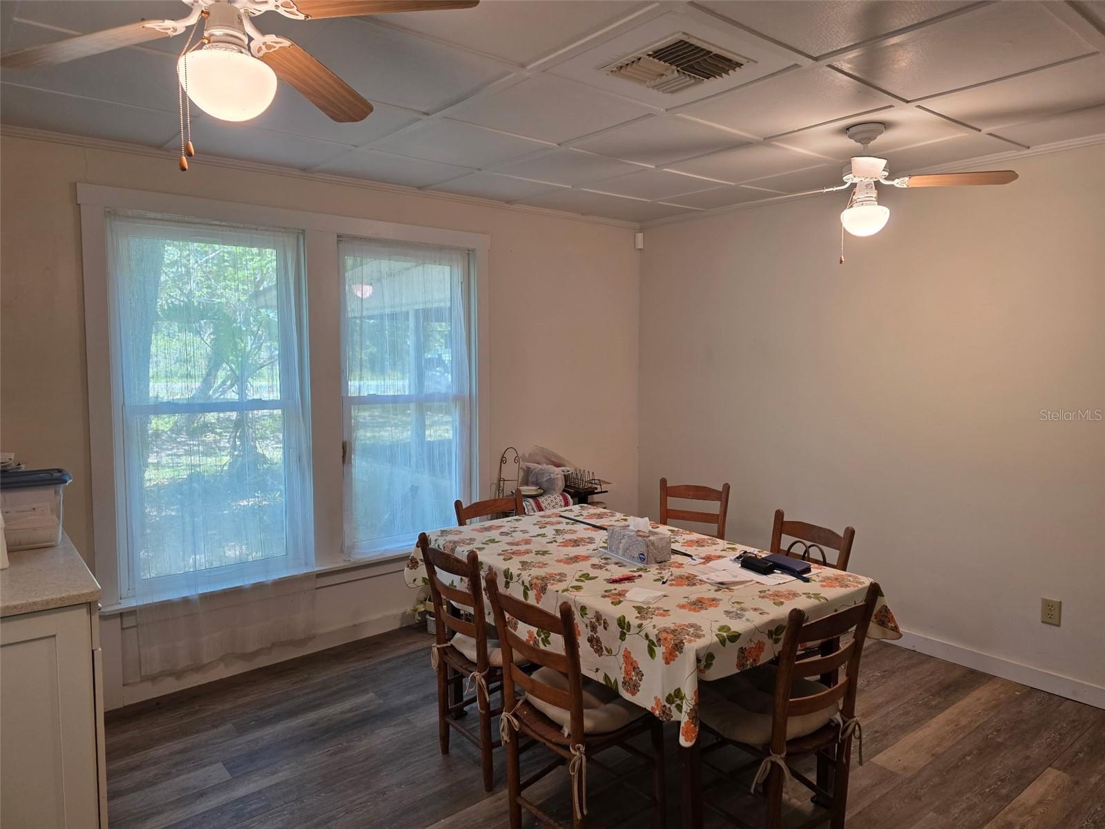 SW1/4 OF SW1/4 LESS S347 FT THEREOF - Residential