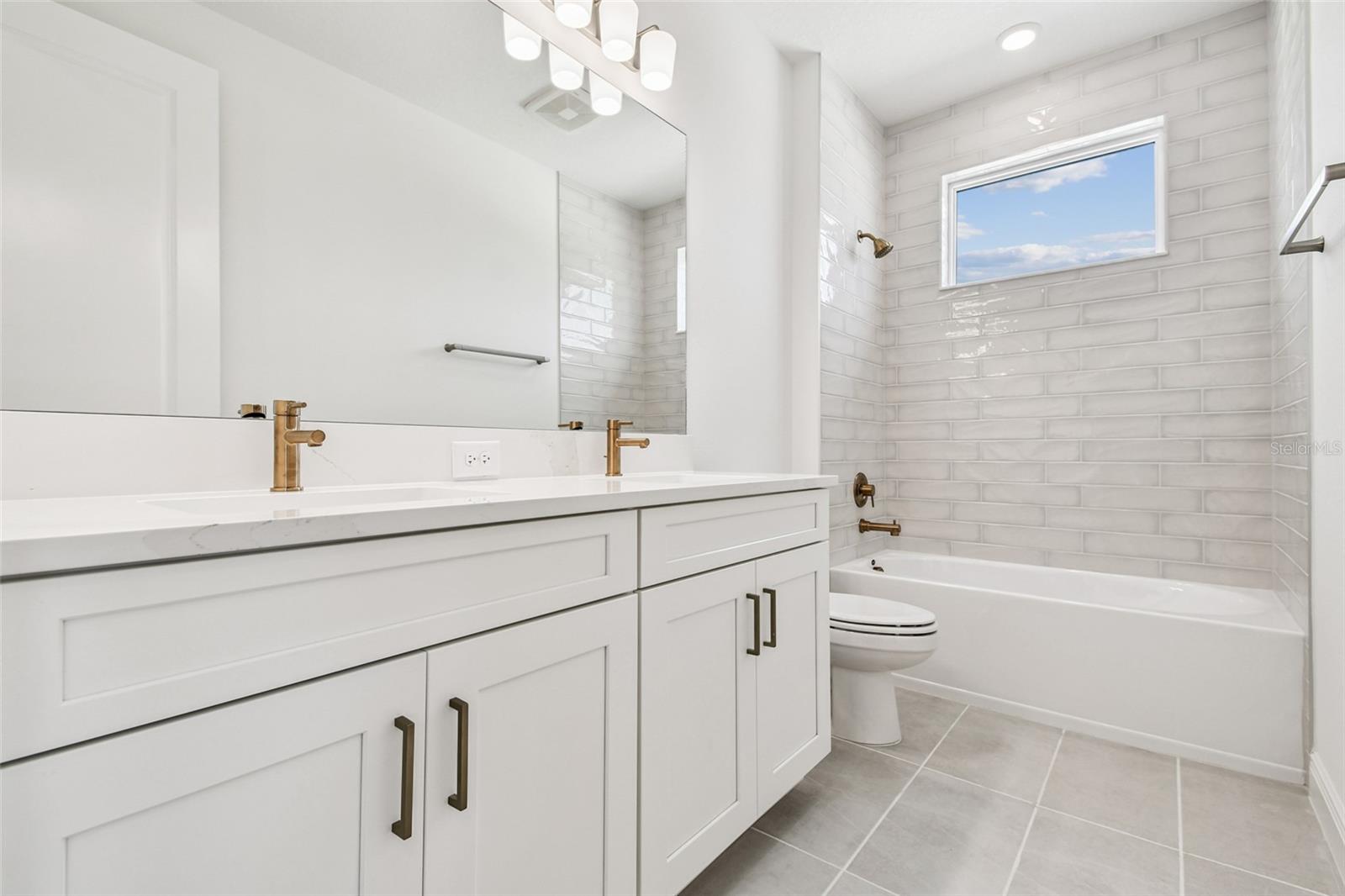 HAWKSTONE - Residential