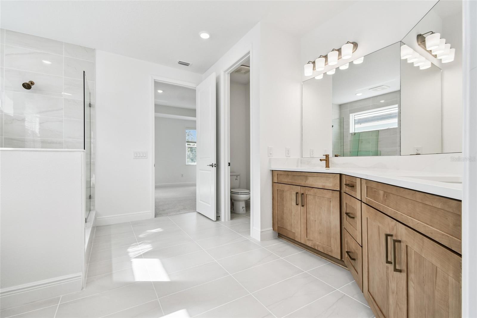 HAWKSTONE - Residential