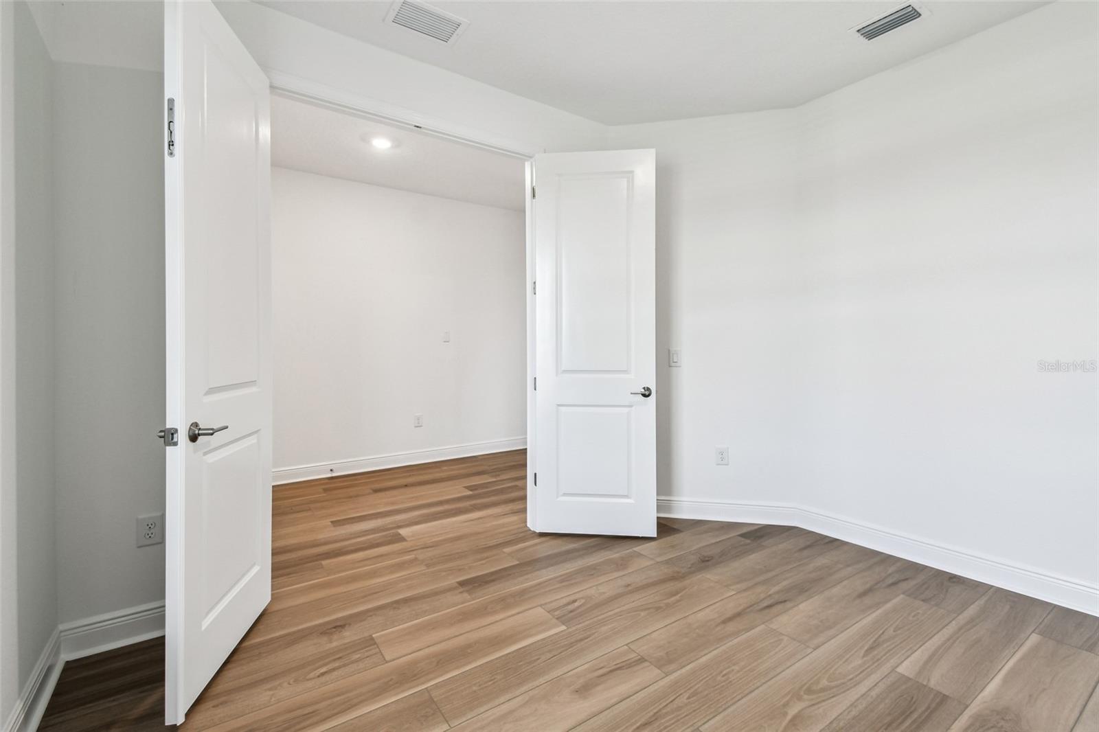 HAWKSTONE - Residential