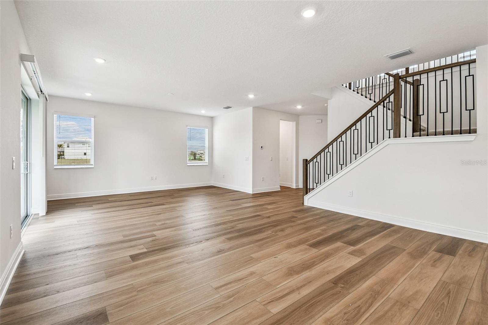 HAWKSTONE - Residential