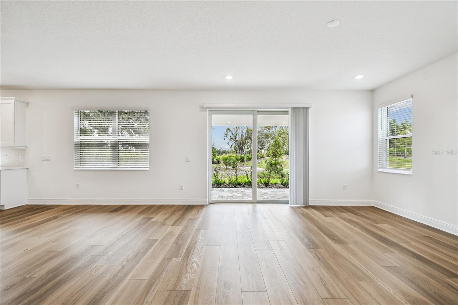 HAWKSTONE - Residential