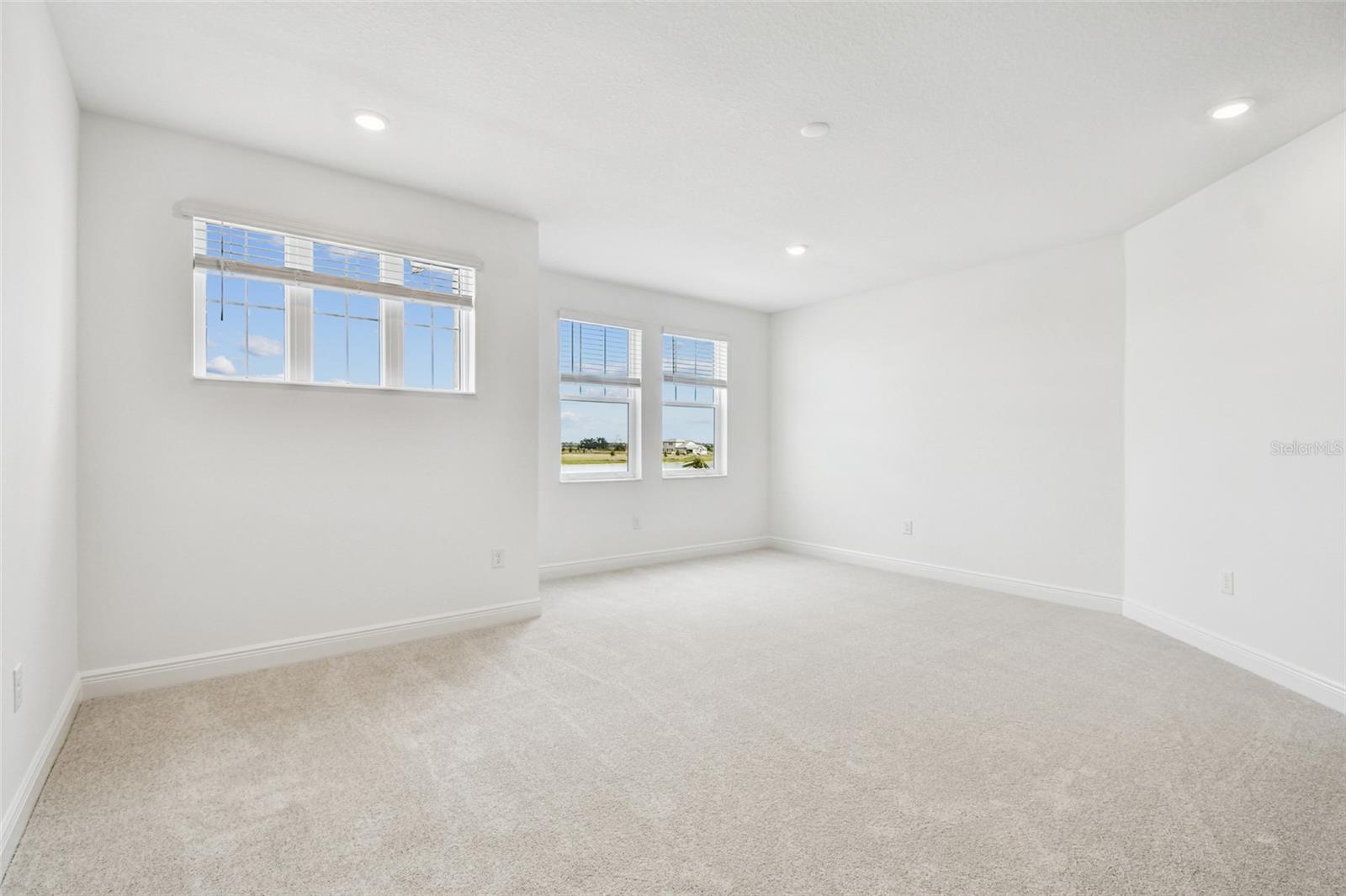 HAWKSTONE - Residential