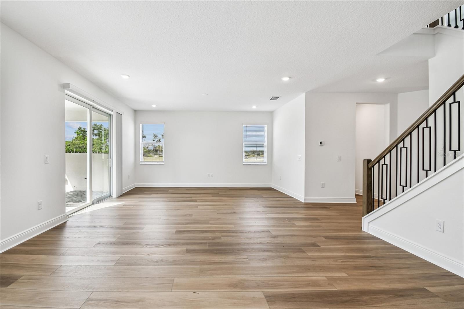 HAWKSTONE - Residential