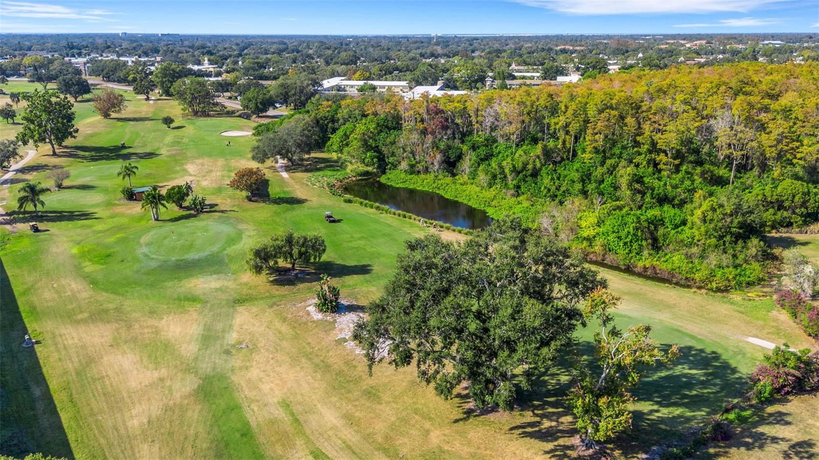 ON TOP OF THE WORLD - Residential