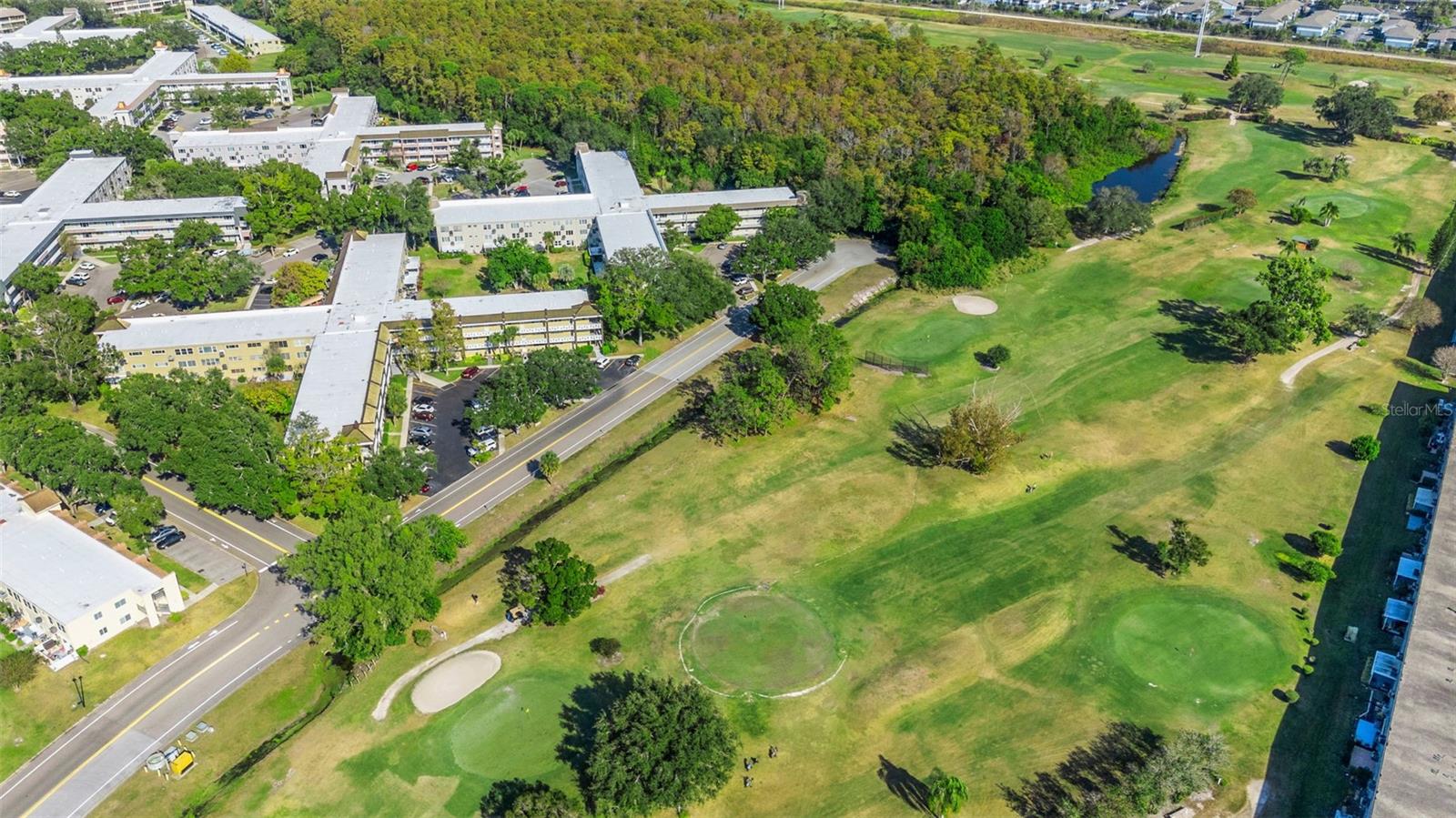 ON TOP OF THE WORLD - Residential