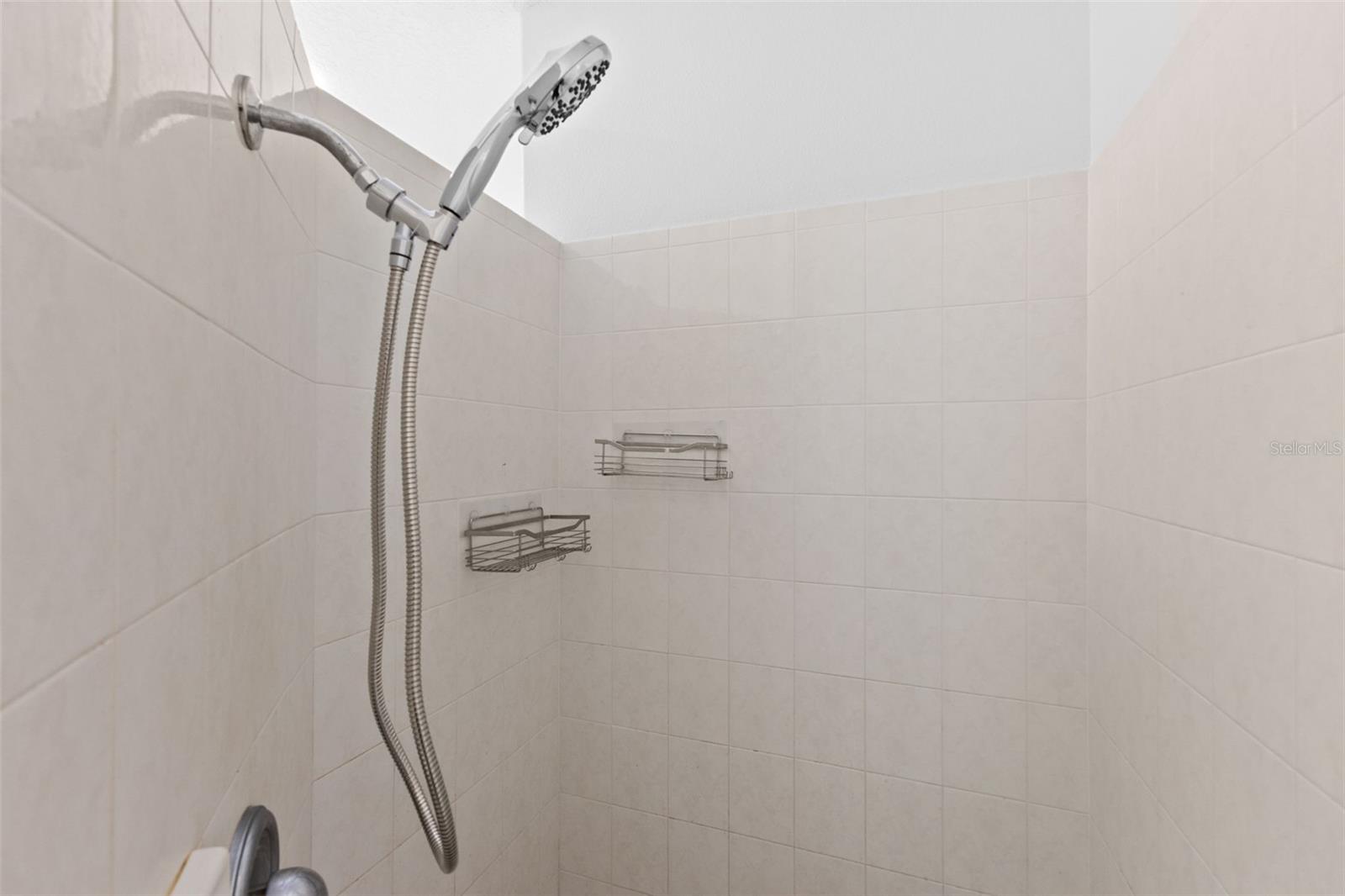 CALUSA LAKES - Residential