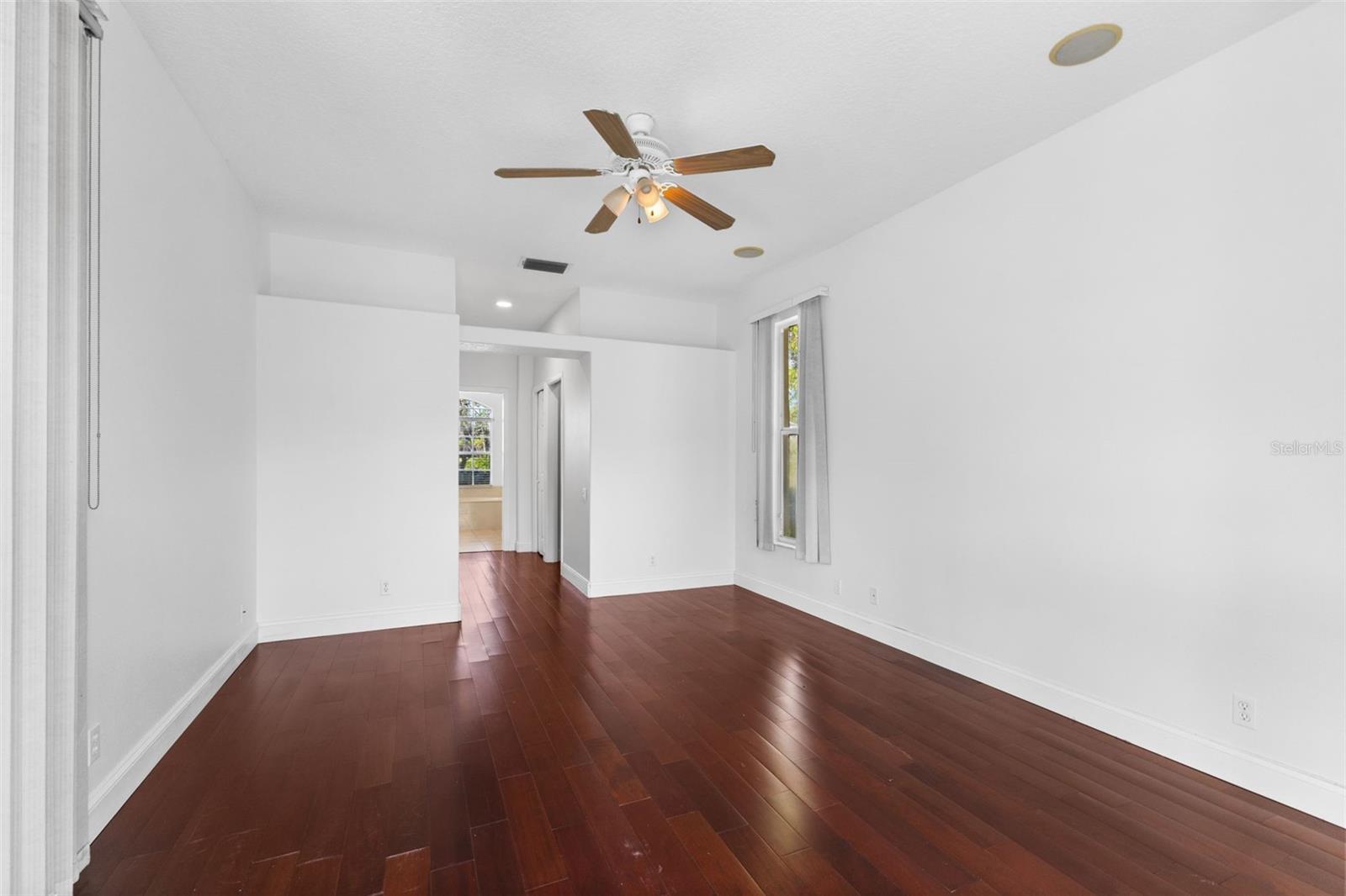 CALUSA LAKES - Residential