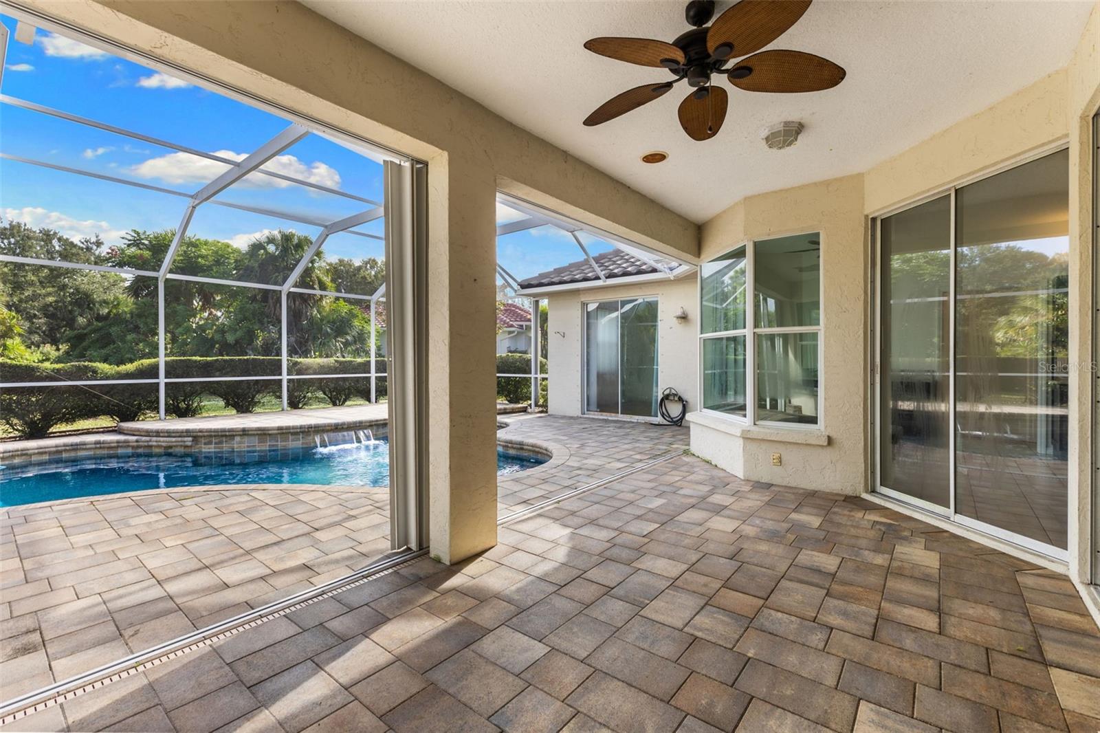 CALUSA LAKES - Residential