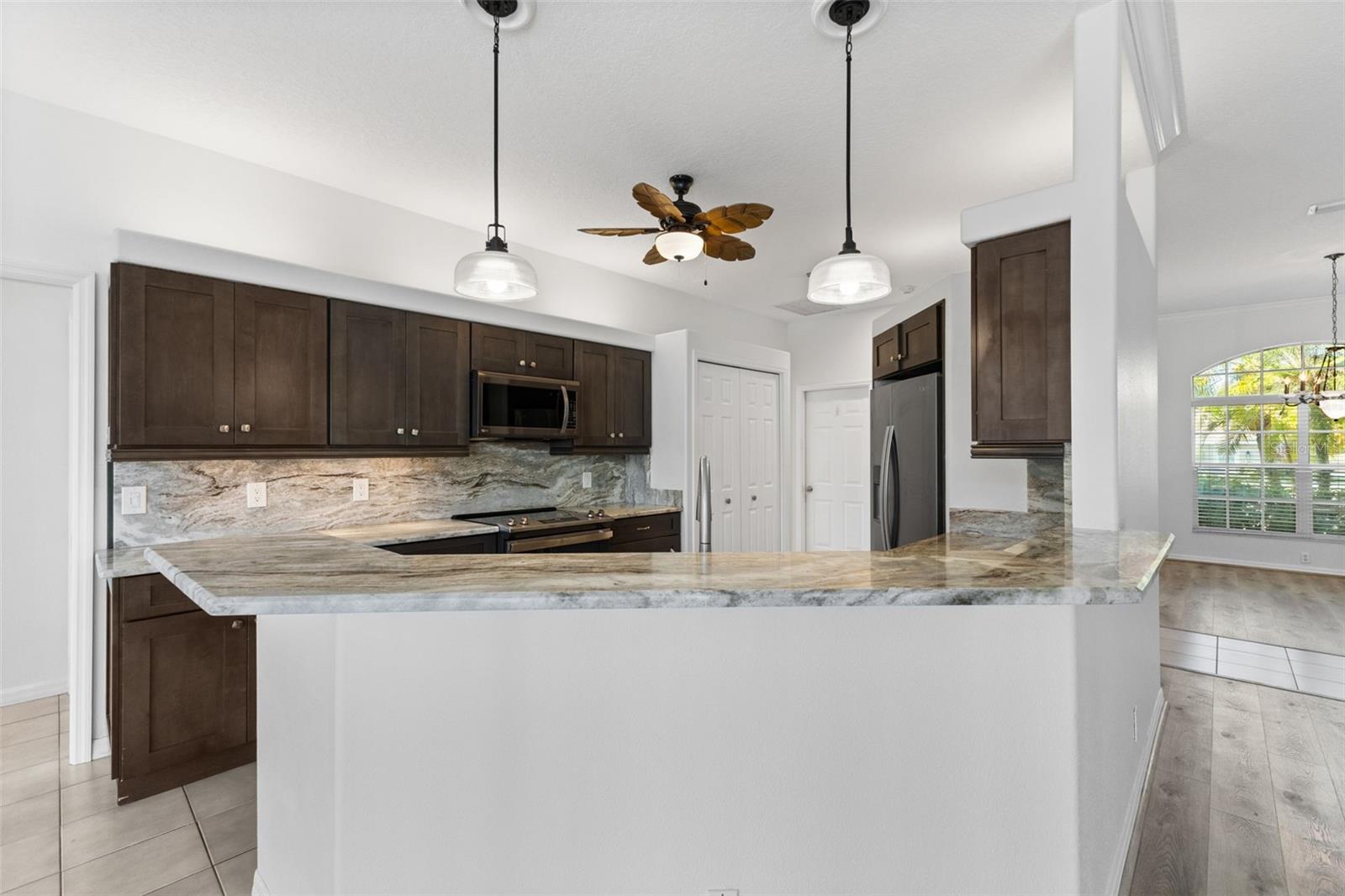 CALUSA LAKES - Residential