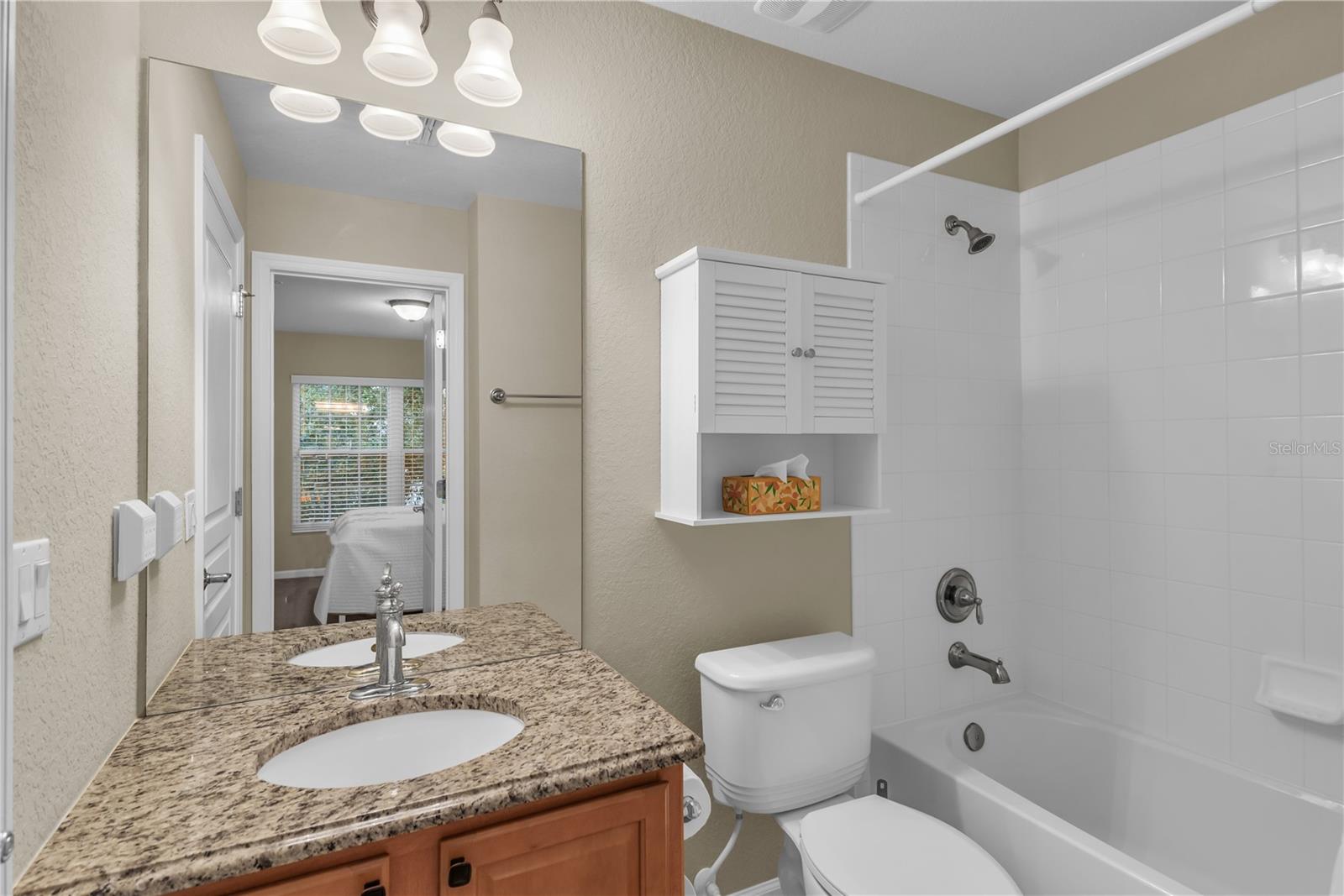 PROMENADES AT BELLA TRAE A CONDO - Residential