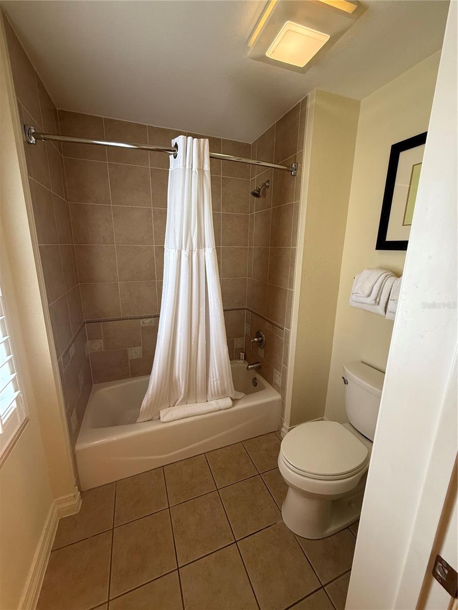 VILLAS AT REUNION SQUARE CONDO PH 8 - Residential