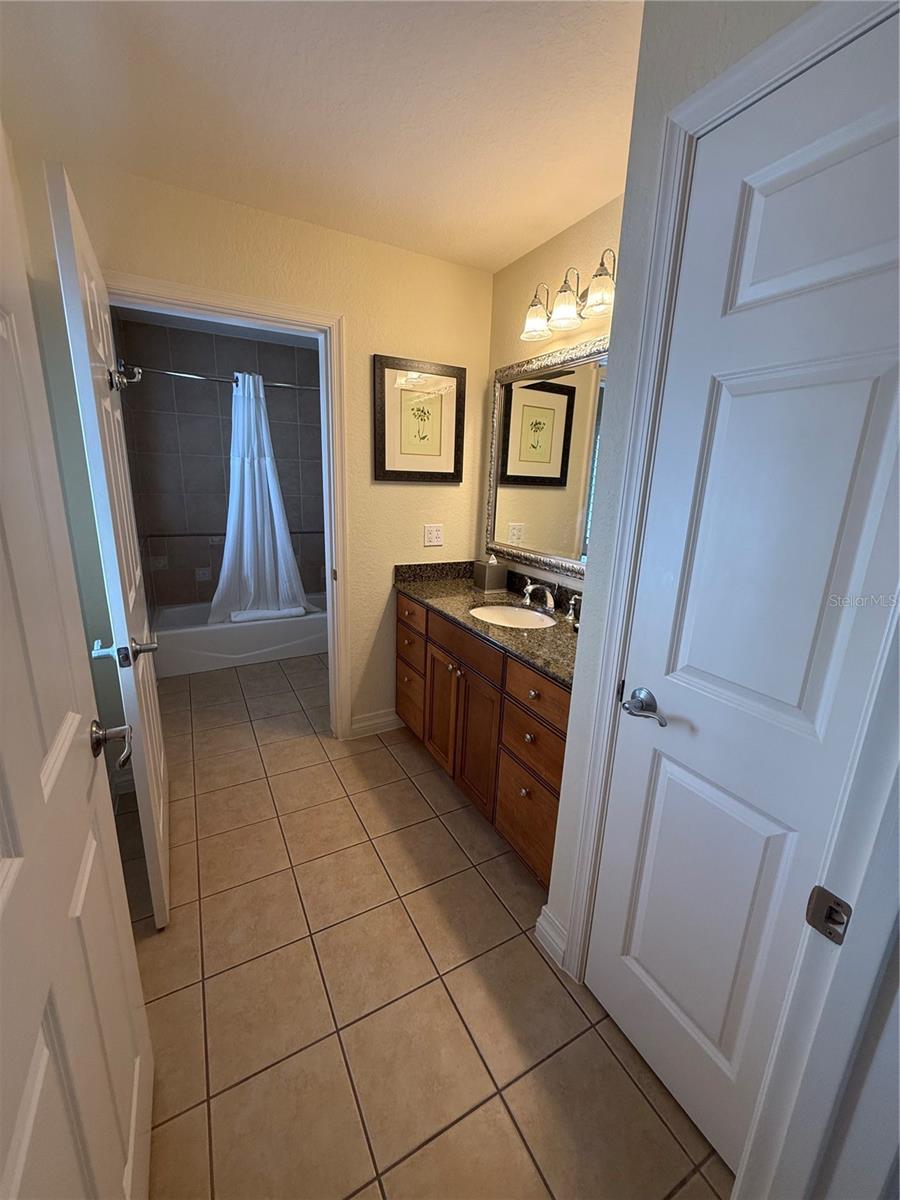 VILLAS AT REUNION SQUARE CONDO PH 8 - Residential