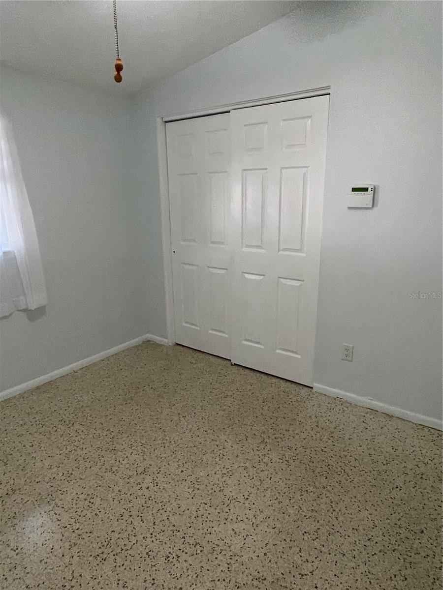 0273-SMITHS E A RESUB LOT 2 & SUB OF LOT 6 - Residential Income