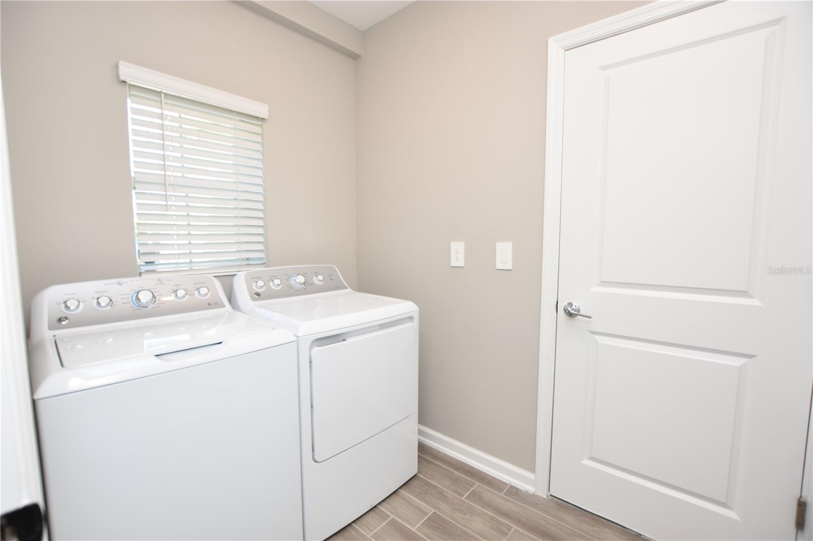 BELLA VITA PH 1A 1B-1 - Residential Lease