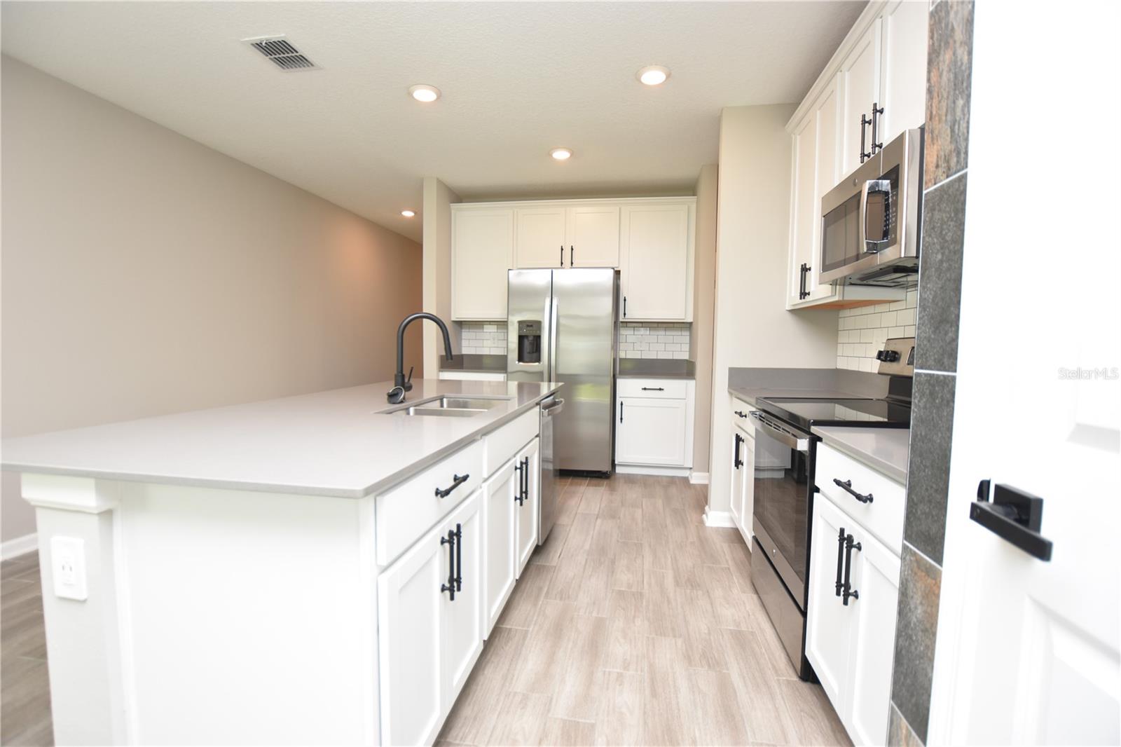 BELLA VITA PH 1A 1B-1 - Residential Lease