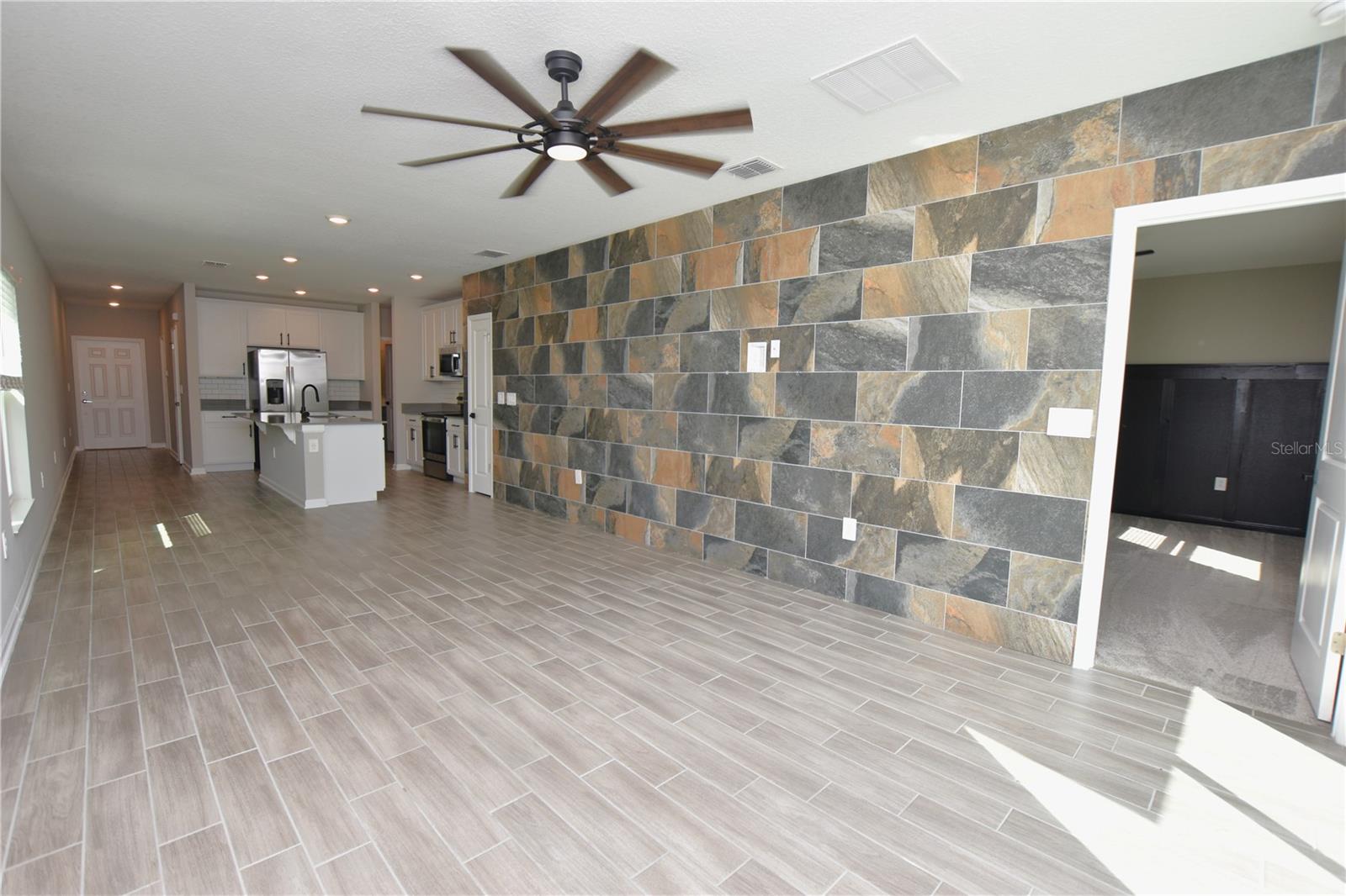 BELLA VITA PH 1A 1B-1 - Residential Lease