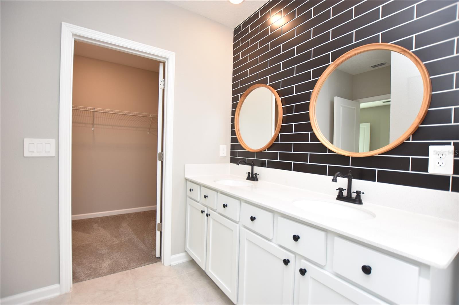 BELLA VITA PH 1A 1B-1 - Residential Lease