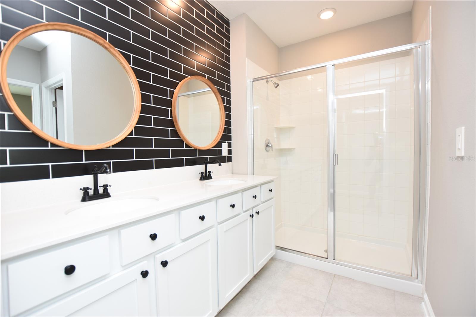 BELLA VITA PH 1A 1B-1 - Residential Lease