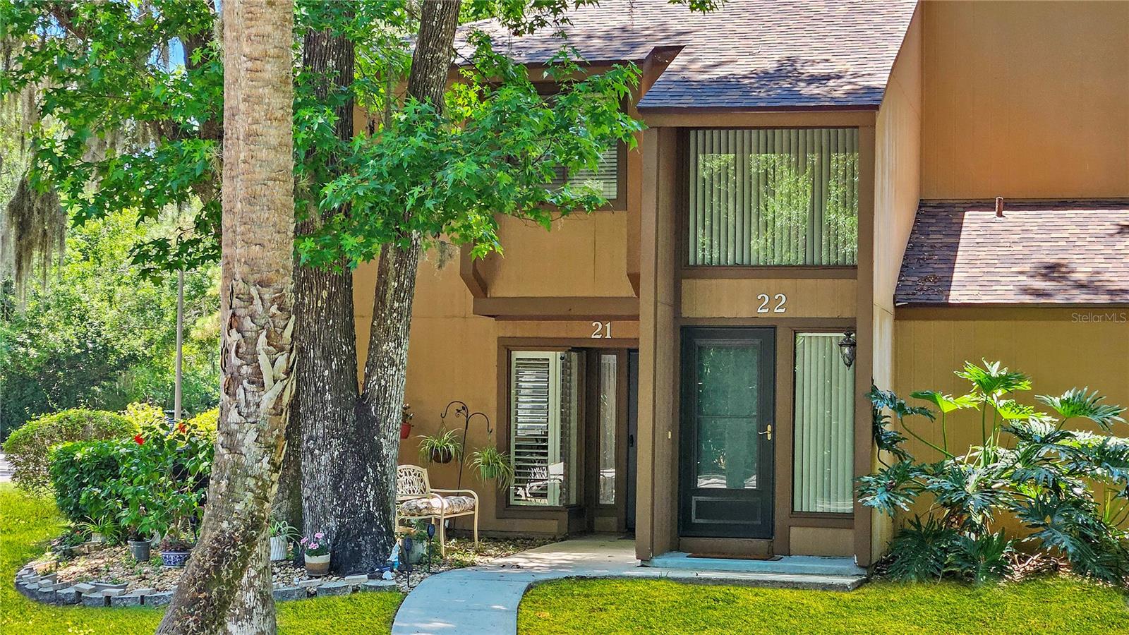 THE FAIRWAYS CONDO - Residential