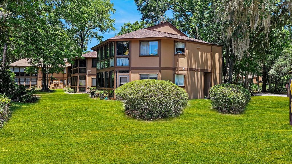 Photo of 21 Mid Pines Circle, Palm Coast, FL 32137 (MLS # FC317977)