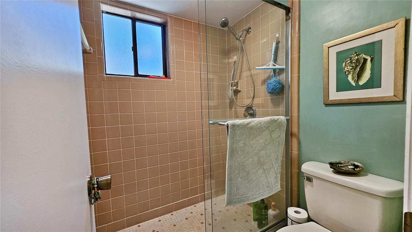 THE FAIRWAYS CONDO - Residential