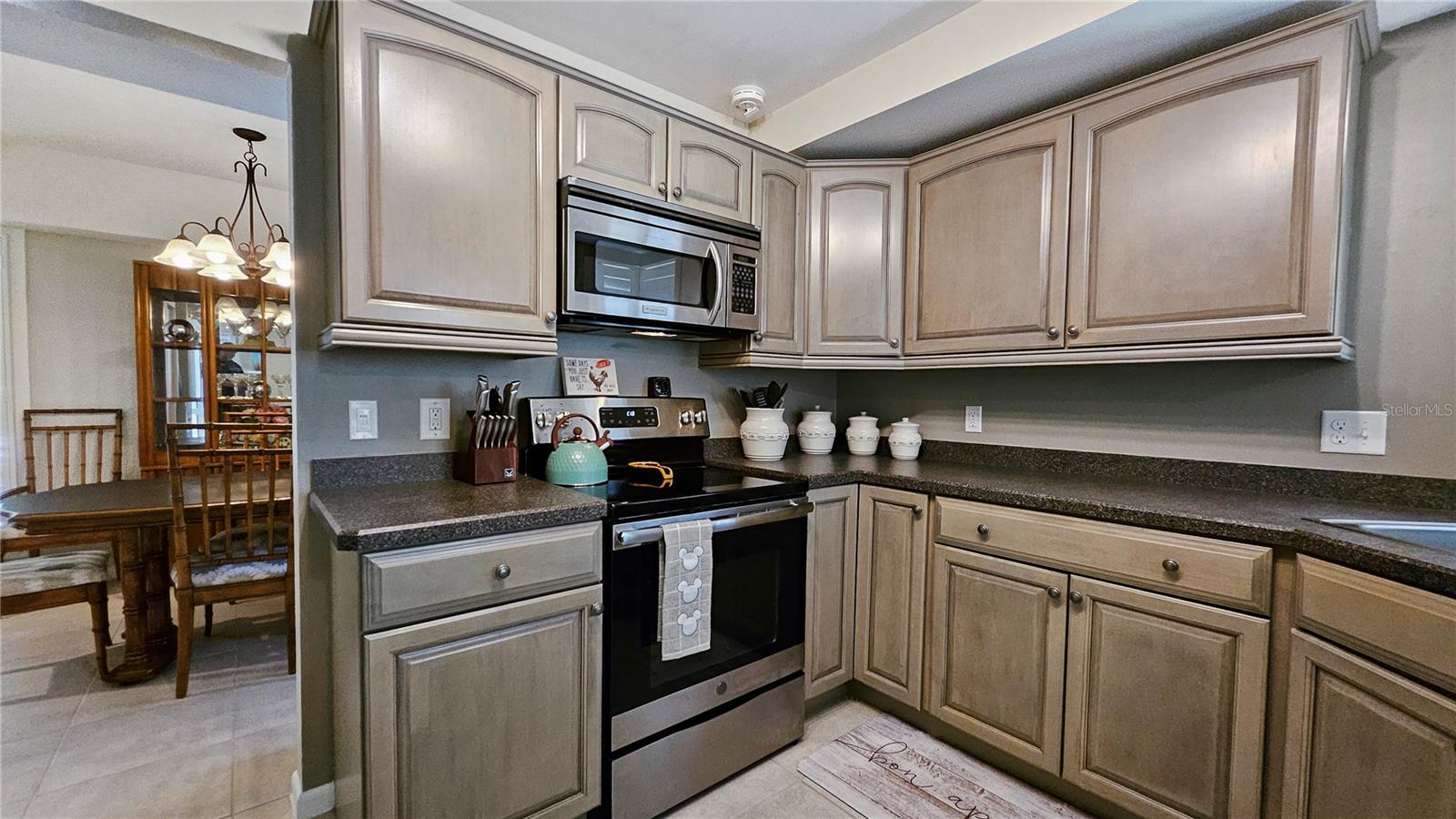 THE FAIRWAYS CONDO - Residential