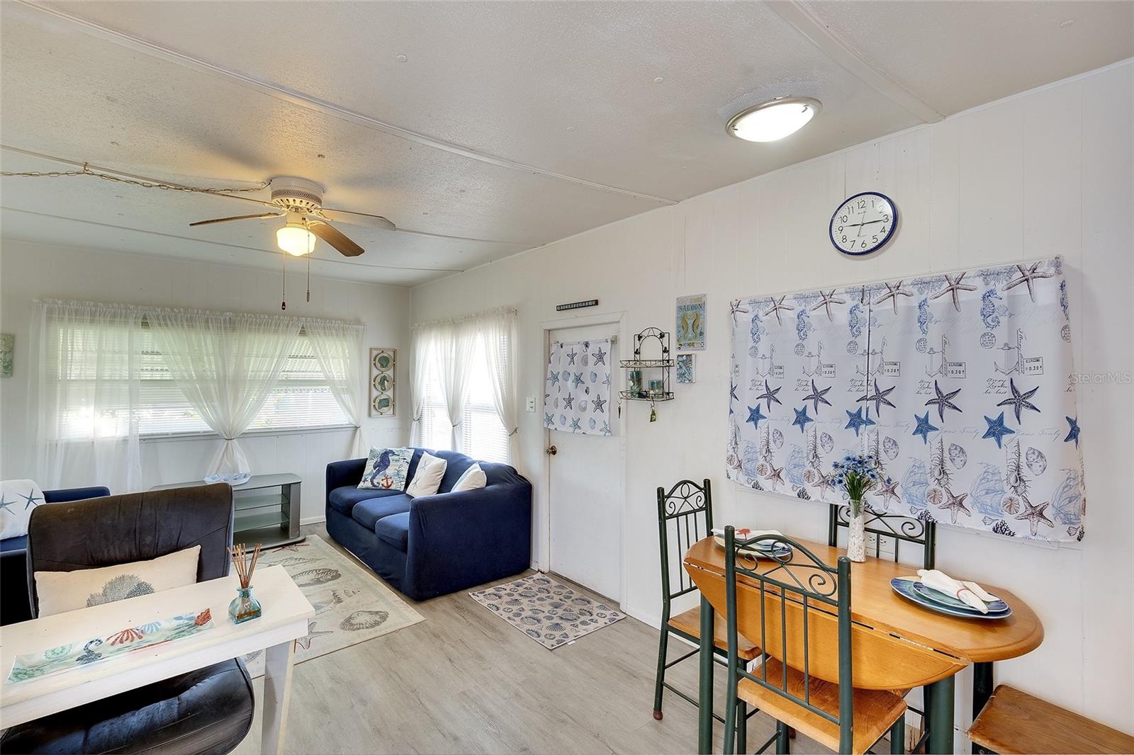 MOBILE ESTATES - Residential