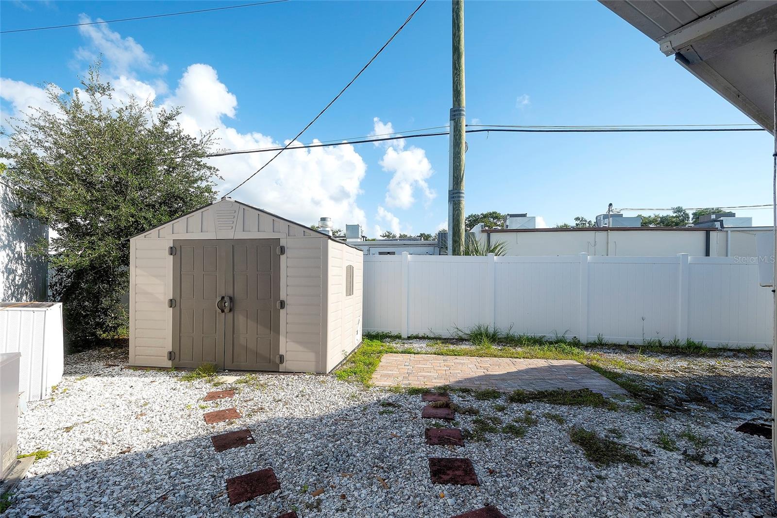 MOBILE ESTATES - Residential